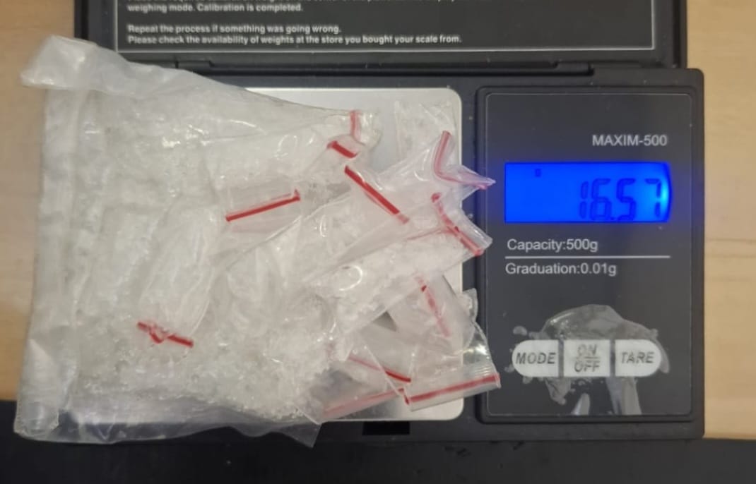 Dikepung Polisi, Pengedar 23 Paket Sabu di Aceh Selatan Berusaha Kabur Melalui Atap Rumah