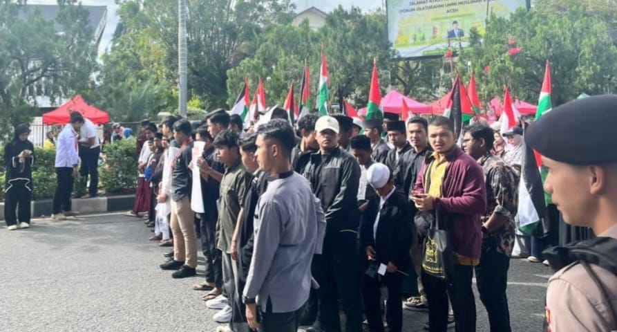 Aliansi Rakyat Aceh Bela Palestina Gelar Aksi Damai di Jantung Kota Banda Aceh