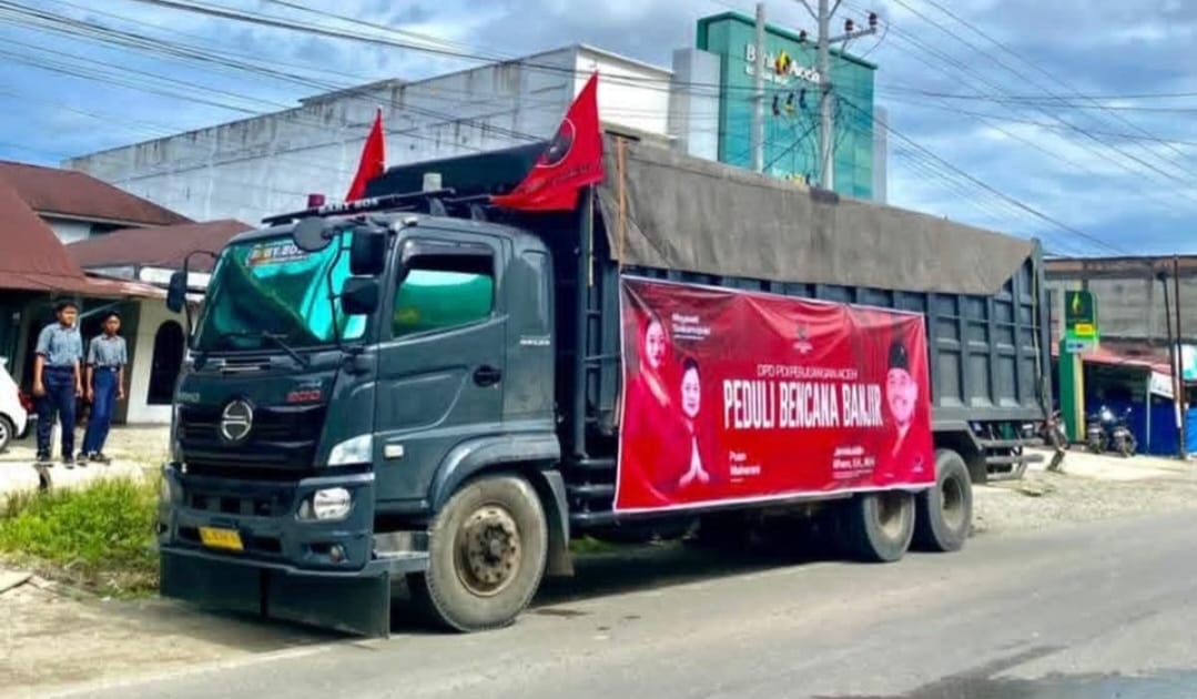 Anggota DPR-RI Jamaluddin Idham, Salur 12 Ton untuk Korban Bencana di Nagan Raya