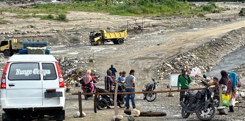 Korban Bencana Blokir jalan di Aceh Tenggara, Pertanyakan Bantuan dijanjikan pemerintah belum terealisasi