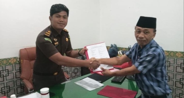 Diduga Jual Tanah BRR Rp.172 juta, Oknum Kades di Simpang Kanan Dilaporkan ke Kejari Aceh Singkil