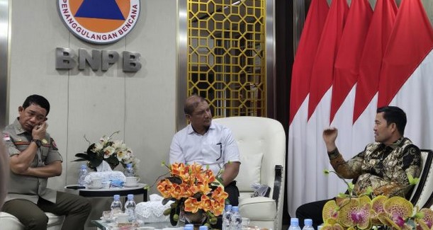 Gigih berjuang, Bupati Aceh Tengah dan Aceh Tamiang adu nasib di BNPB untuk bantuan Bencana