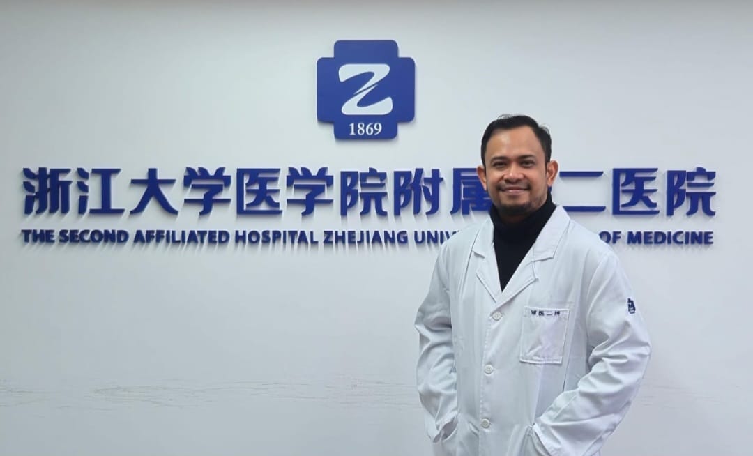 Pulang dari China, dr. Emil Fathoni Sp.JP-FIHA Perkuat Layanan Canggih Intervensi Koroner Jantung di RSUD-YA Tapaktuan