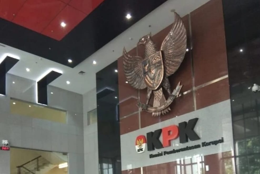 KPK Terus Bergerak, Saat OTT 15 Orang Diamankan Termasuk Wali Kota Madiun