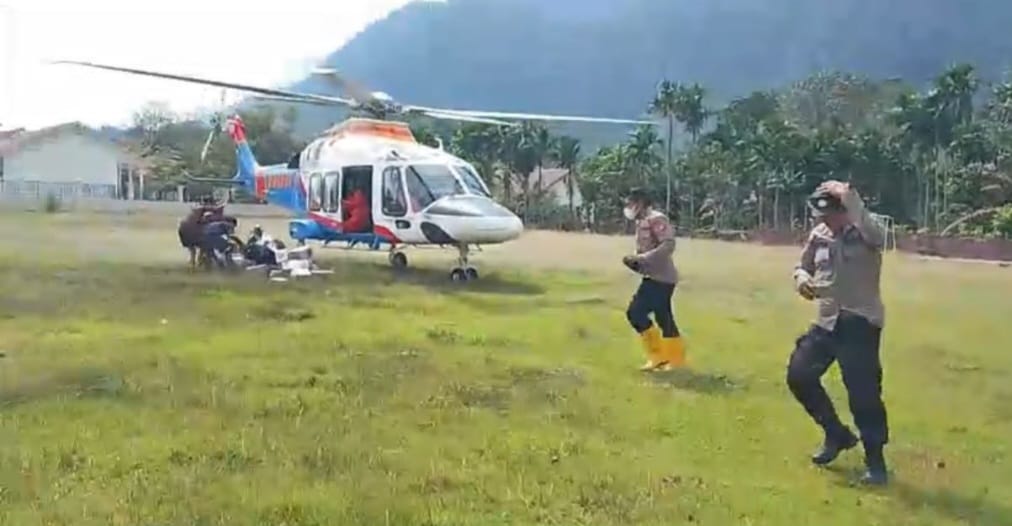 Polda Aceh Kirim Bantuan Untuk Korban Simpang Jernih Aceh Timur, Pakai Helikopter