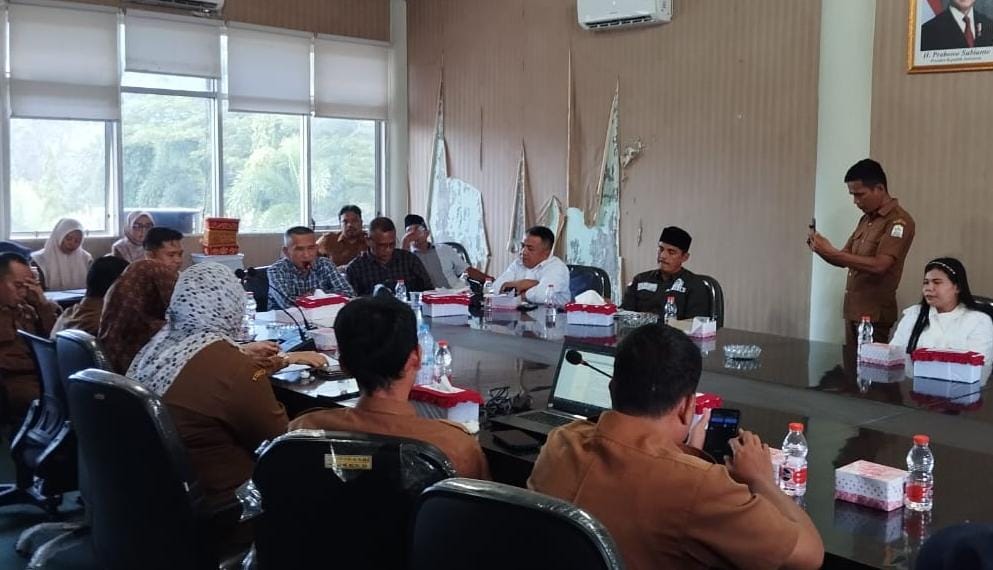 Merasa Dipermainkan, Honorer R3 Aceh Singkil Mengadu Ke DPRK