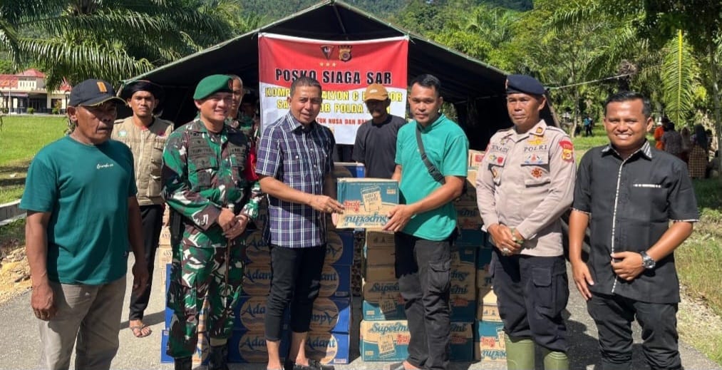 Anggota DPRA Irfanusir, Terjun Langsung Bantu Pengungsi di Aceh Selatan