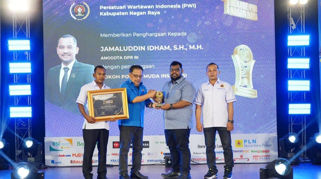 Anggota DPR-RI, Jamaluddin Idham Raih Penghargaan Politisi Muda Inspirasi dari PWI