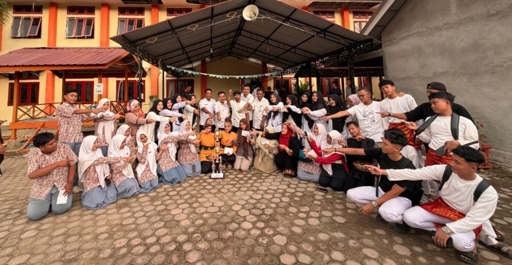 Kumpulkan 11 Juara, Siswa SMAN I Tapaktuan Gondol Juara Umum FLS3N 2026
