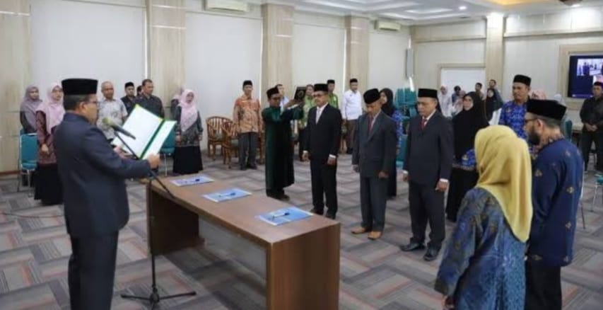 Kakanwil Kemenag Aceh Lantik Sejumlah Pejabat, Utamakan Integritas dan Profesionalisme