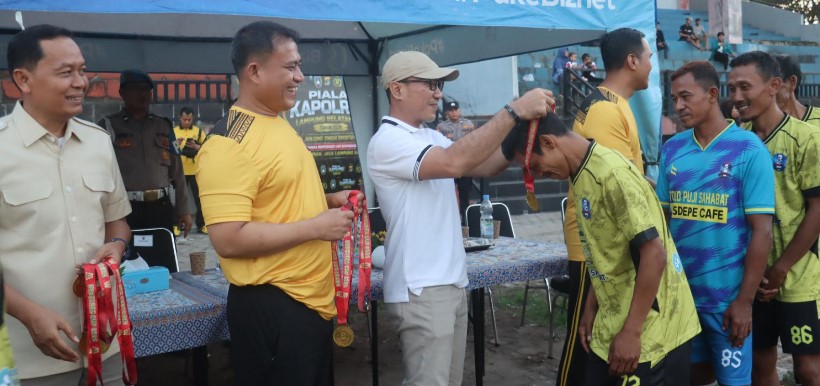 All Star Sragi U-40 dan SMA Al Huda Jati Agung, Champion Turnamen Kapolres Cup Hari Bhayangkara Lampung Selatan
