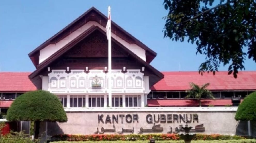 Alamak, Akun FB Palsu Diduga Eskonder Catut Nama Gubernur Aceh