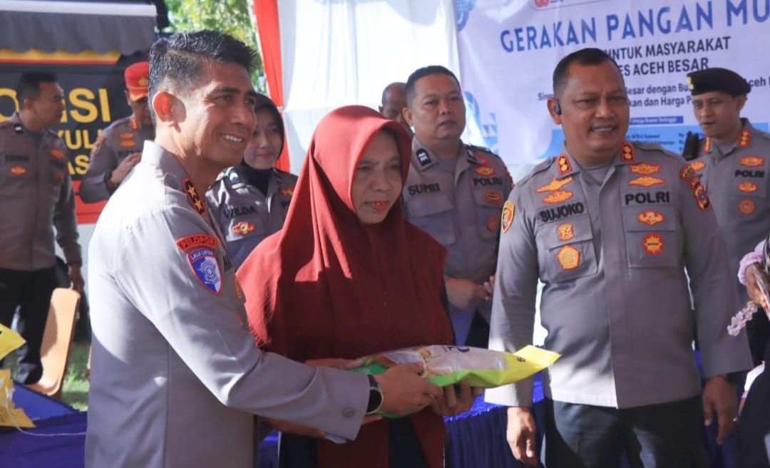 Kapolda Aceh Tinjau Gerakan Pangan Murah di SPN Seulawah
