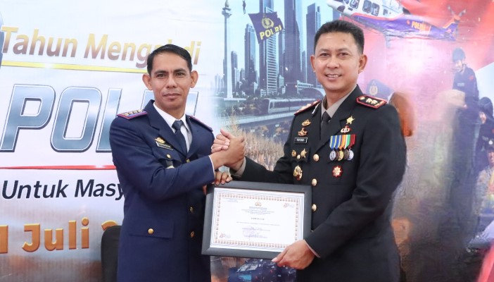 Sinergi Penertiban Lalu Lintas, Kepala Dishub Aceh Singkil Raih Penghargaan dari Kapolres