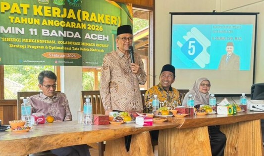 Komite MIN 11 Banda Aceh Dukung Program MATAMUDA, Tanamkan Prestasi dan Akhlak Hari Pertama Sekolah