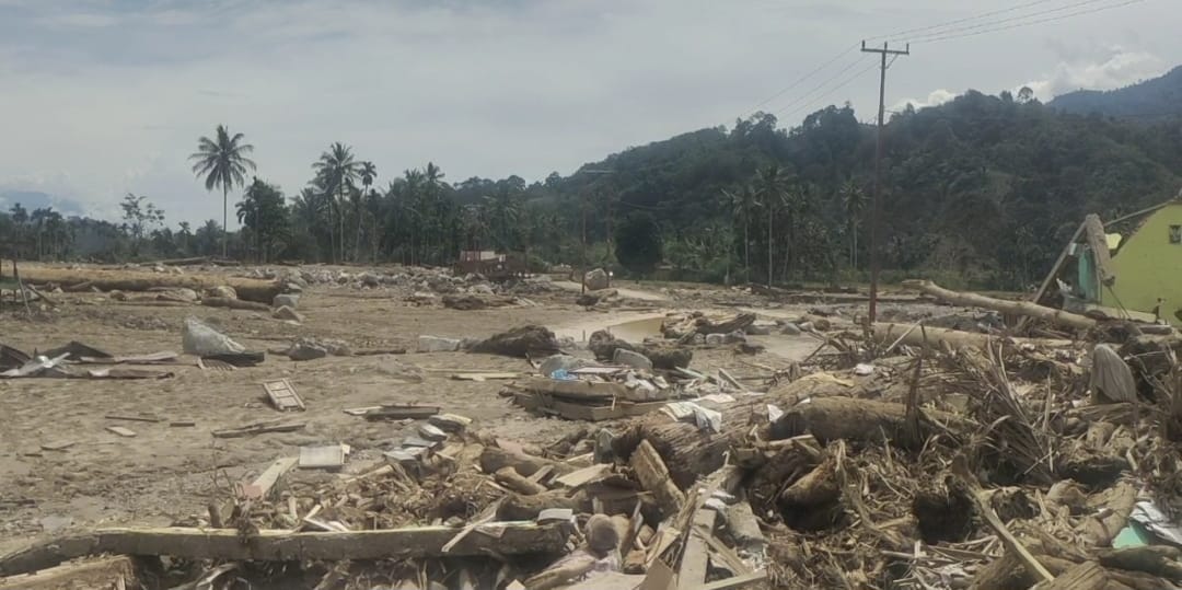 Ratapan Duka Santri Dayah Badrul Ulum Aceh Tenggara, 4 meninggal Dunia, 1 Belum Ditemukan