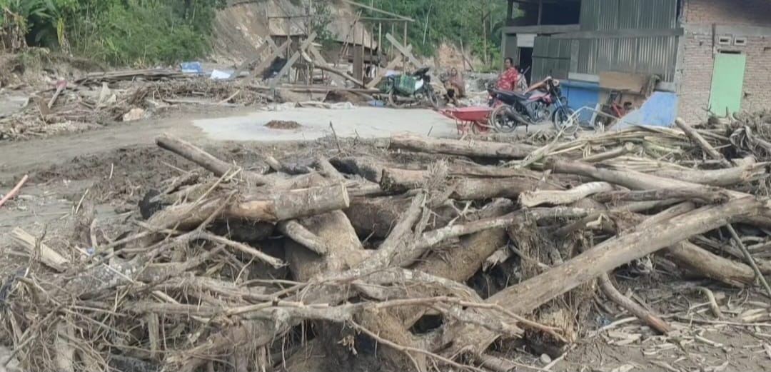 Rumah Hanyut di Gayo Lues, Ibu Rindukan Putri Sekolah di Aceh Tengah, Belum ada Kabar Berita
