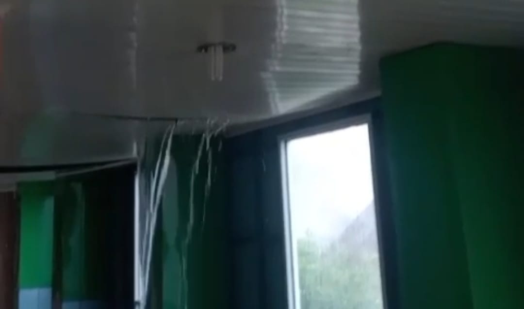 GMNI: Manajemen RSUD Muyang Kute Bener Meriah “Bobrok” Atap Bocor, Ruang Ibu dan Anak Tergenang Air