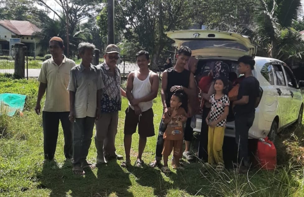 BREAKING NEWS | Warga Padang Harapan Trumon Mulai Mengungsi, Boluhseuma Masih Terisolir