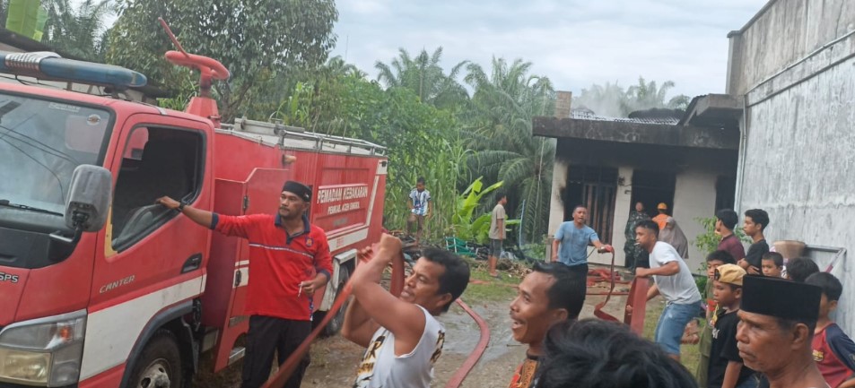 Jelang Magrib, Satu Unit Rumah Kontrakan Terbakar di Aceh Singkil