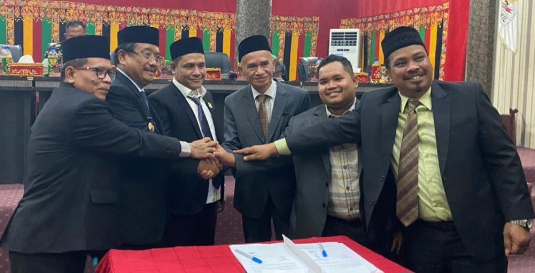 Drama Berakhir, Eksekutif-Legislatif Sahkan APBK Aceh Singkil 2026 Rp.832 M