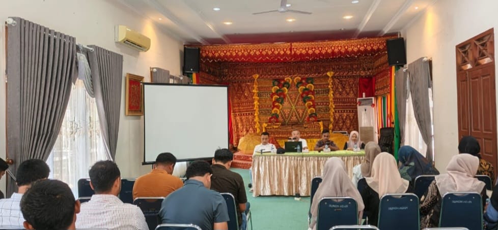 Rakor Disperindagkop Bahas Penuntasan Administrasi 260 Koperasi Merah Putih Aceh Selatan