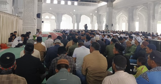 Ribuan Warga Padati Masjid Raya Babussalam Bener Meriah, Istighosah Tahun Baru Islam 1448 H