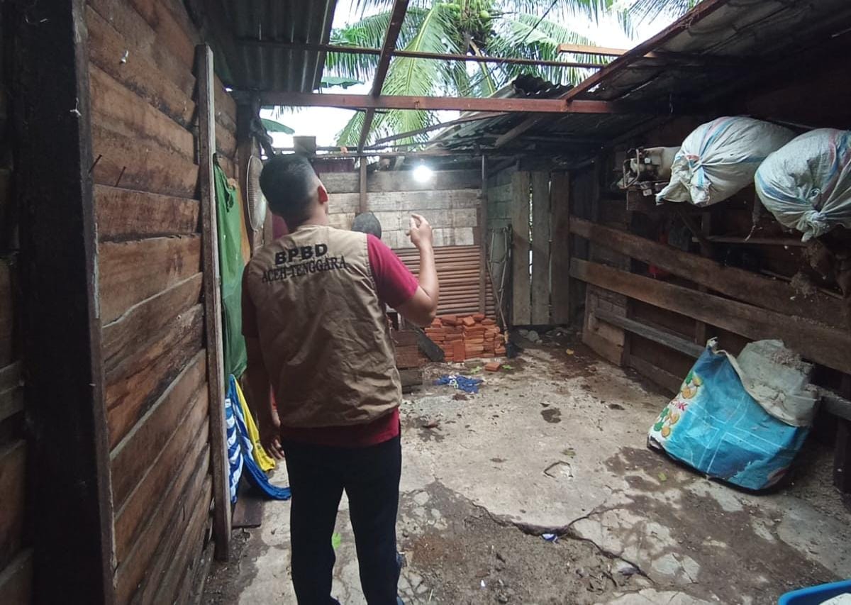 14 Rumah di Aceh Tenggara Porak Poranda Dihantam Angin Kencang dan Hujan