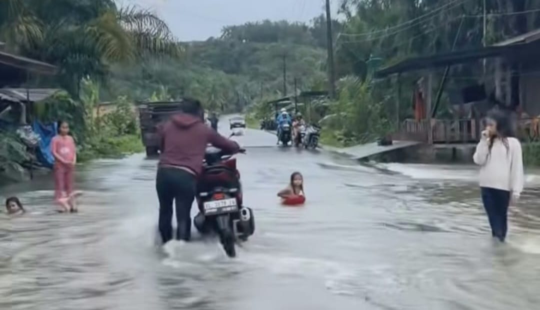 Ruas Nasional Mulai Terendam, Tujuh Kecamatan Di Aceh Singkil Dilanda Banjir