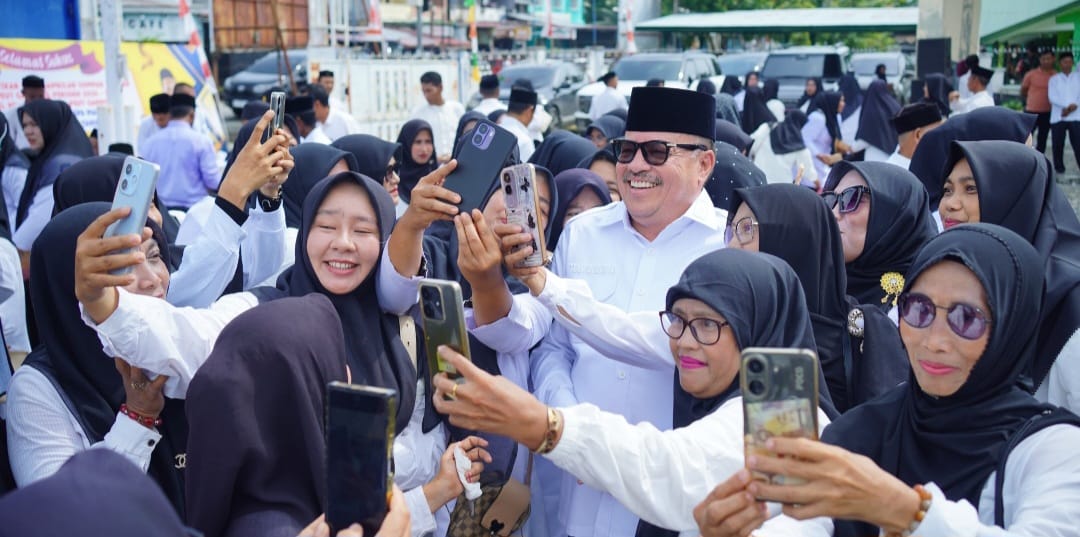 Bupati Nagan Raya Lantik 357 Tuha Peut Kecamatan Darul Makmur dan Tripa Makmur, Rawat Kekompakan