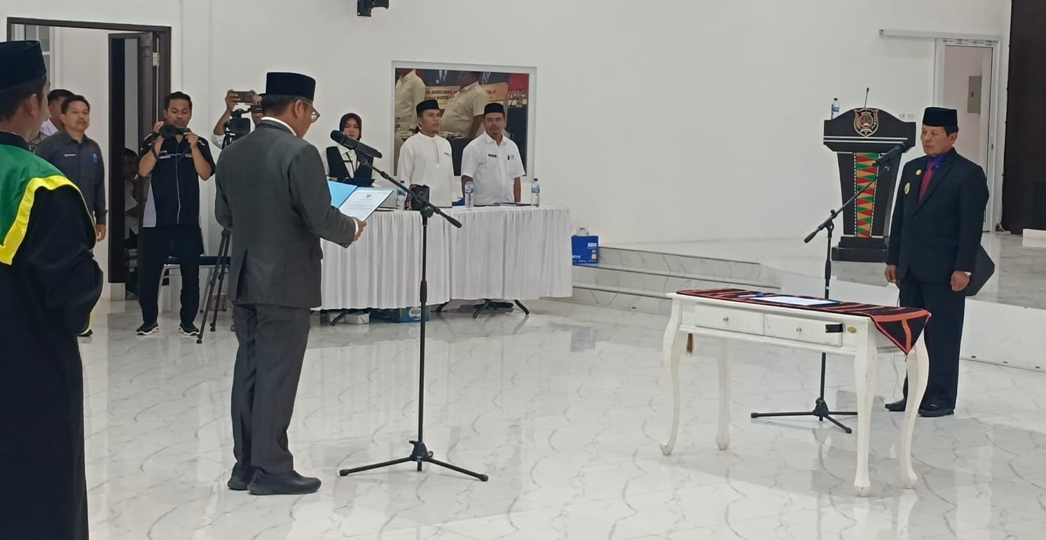 Lantik 3 Pejabat Eselon II dan Geser 8 Inpassing ke Fungsional, Wabup Gayo Lues Minta Utamakan Pelayanan Prima