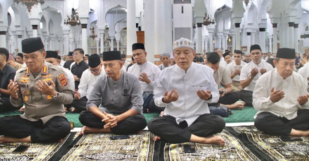 Kapolda di Gayo Lues, Wakapolda Aceh Hadiri Peringatan Isra Mi'raj di Masjid Raya Baiturrahman