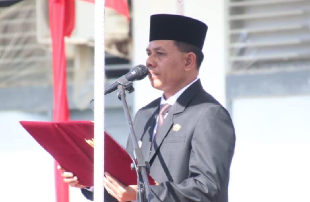 Wabup Aceh Selatan, Ingatkan Guru Tingkatkan Kedisiplinan, didik siswa menuju Generasi Cerdas dan berdaya saing